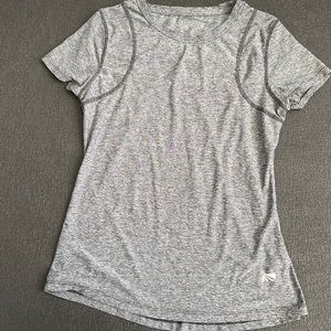 Athletic tee